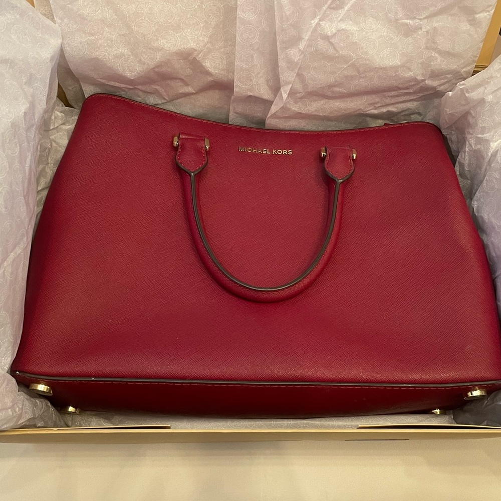 Michael Kors Savannah bag in wine with gift box and dust bag!